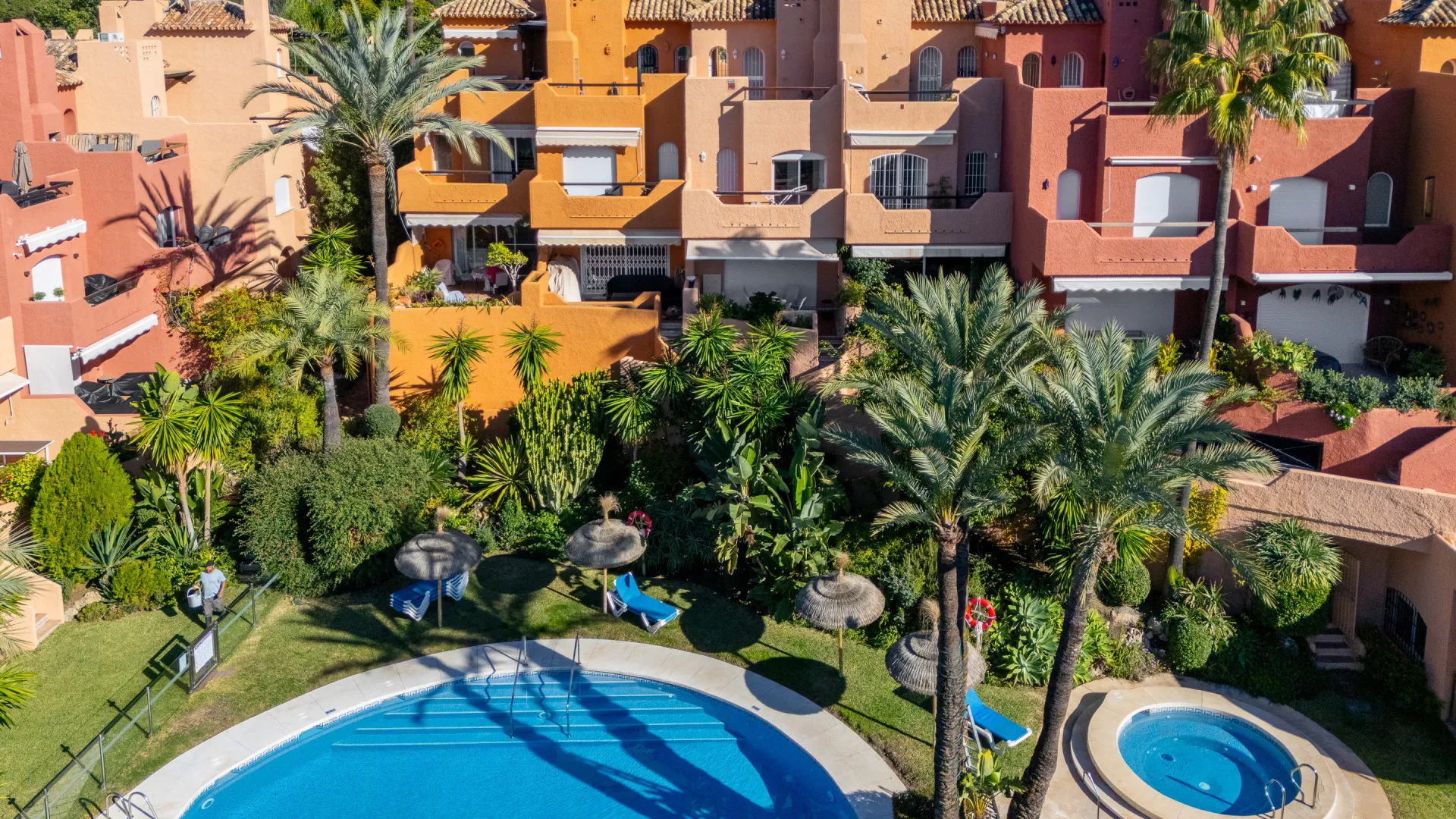 For sale town house in El Palmeral