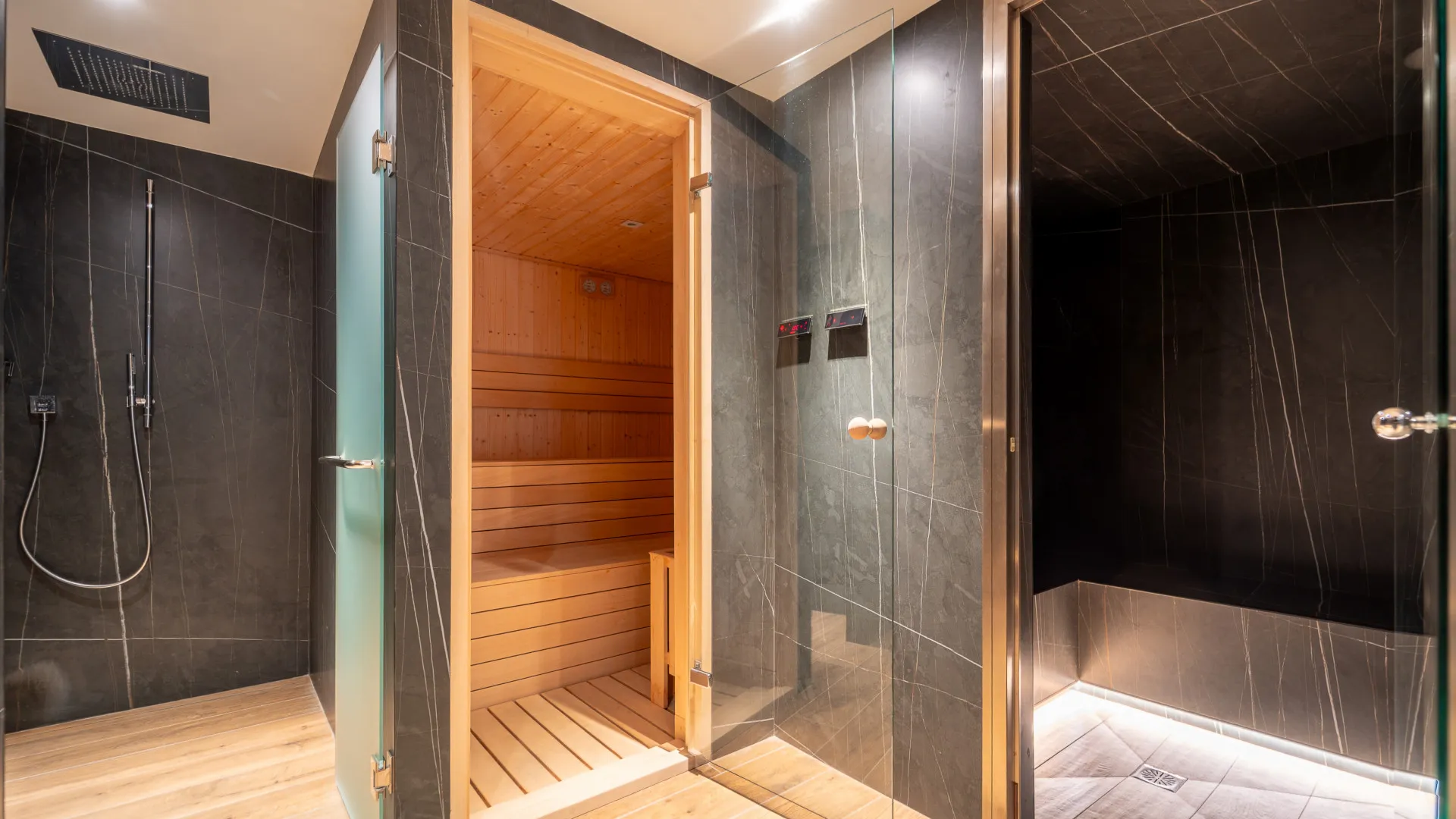 La Quinta apartment for sale