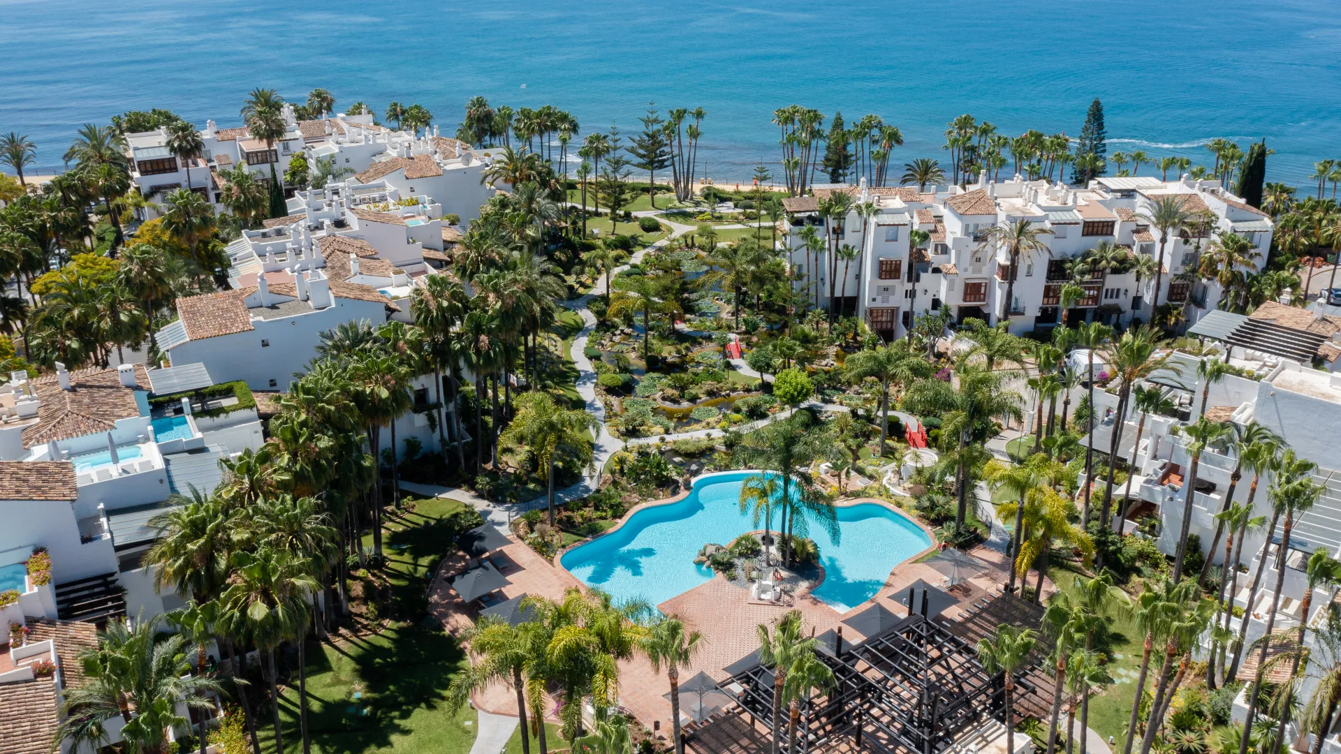 Ground floor apartment with 3 bedrooms for sale in Marina Puente Romano