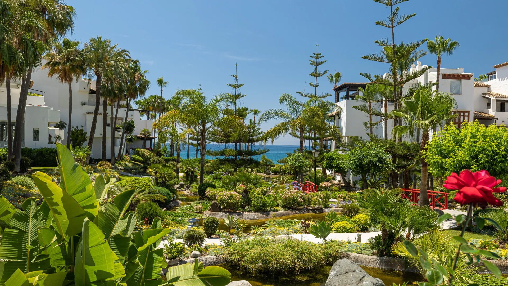 Ground floor apartment with 3 bedrooms for sale in Marina Puente Romano