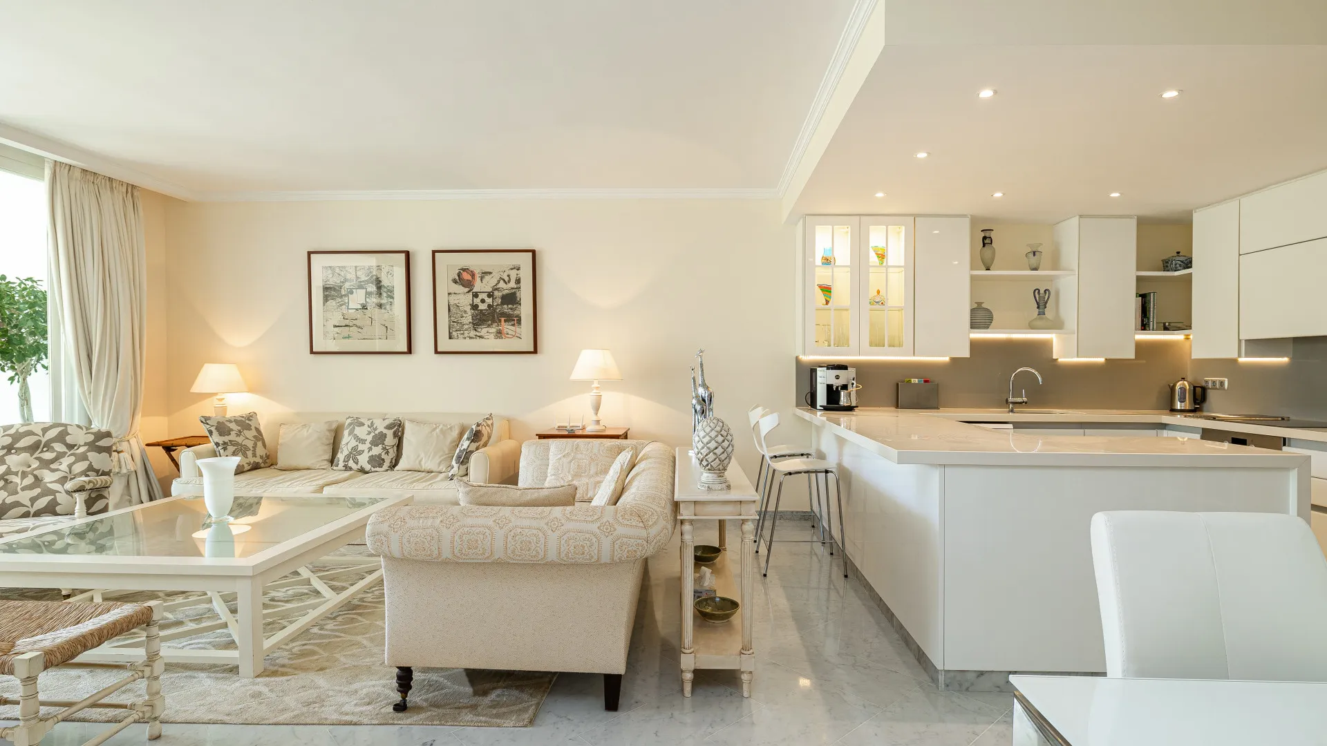 Ground floor apartment with 3 bedrooms for sale in Marina Puente Romano