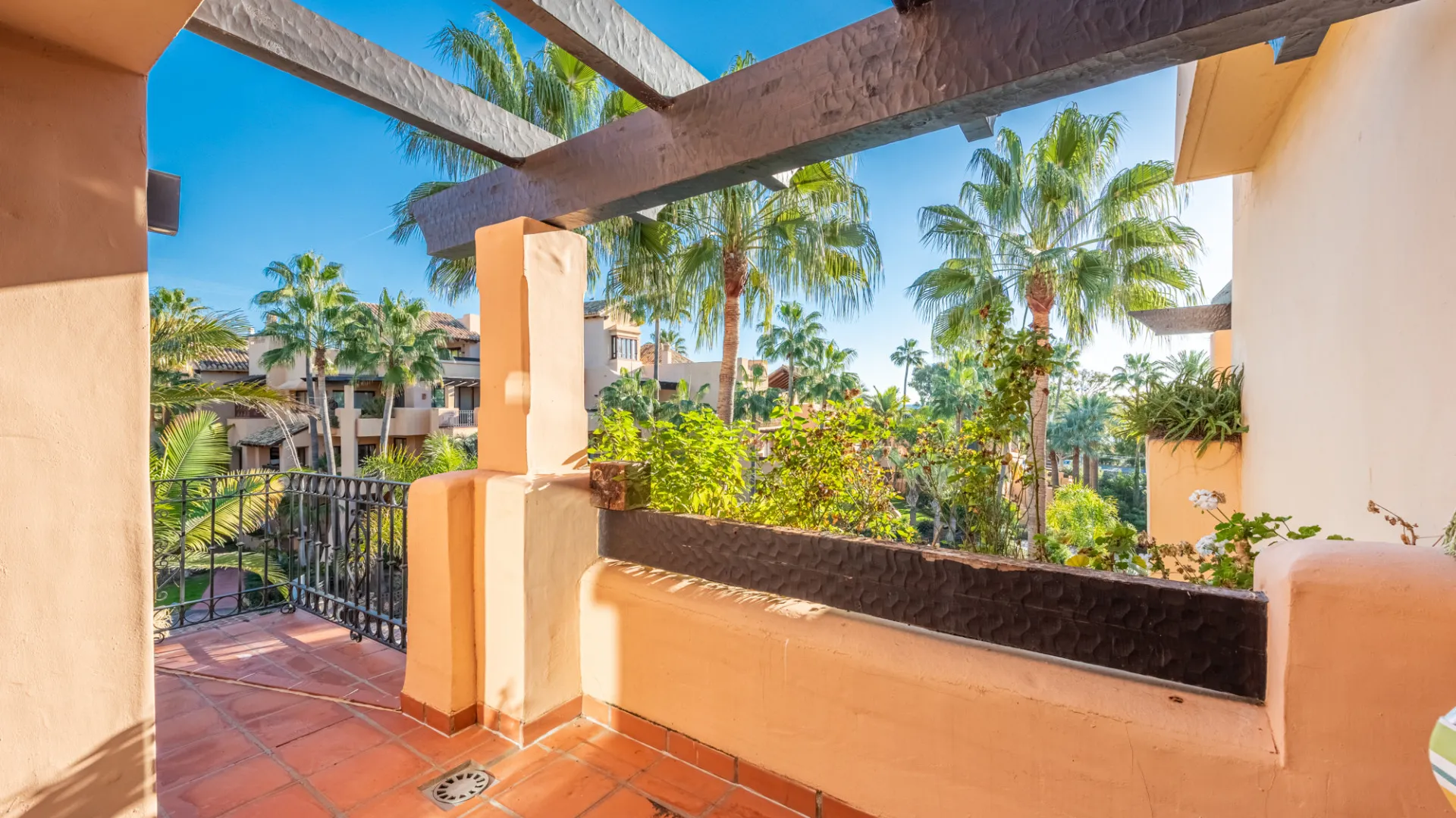 Comprar atico duplex en Bahia Alcantara de 3 dormitorios