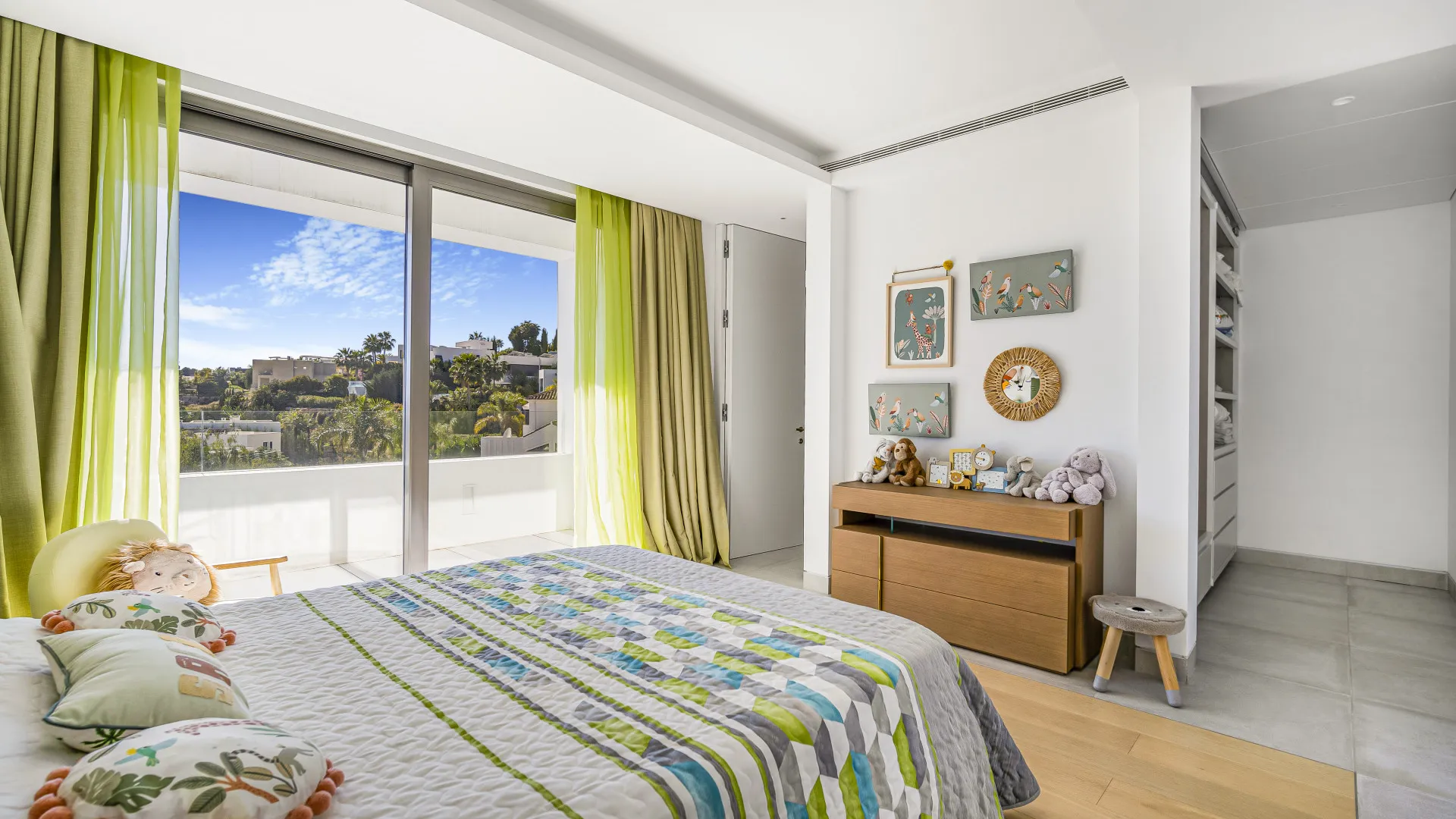 Villa en venta en La Alqueria de 5 dormitorios