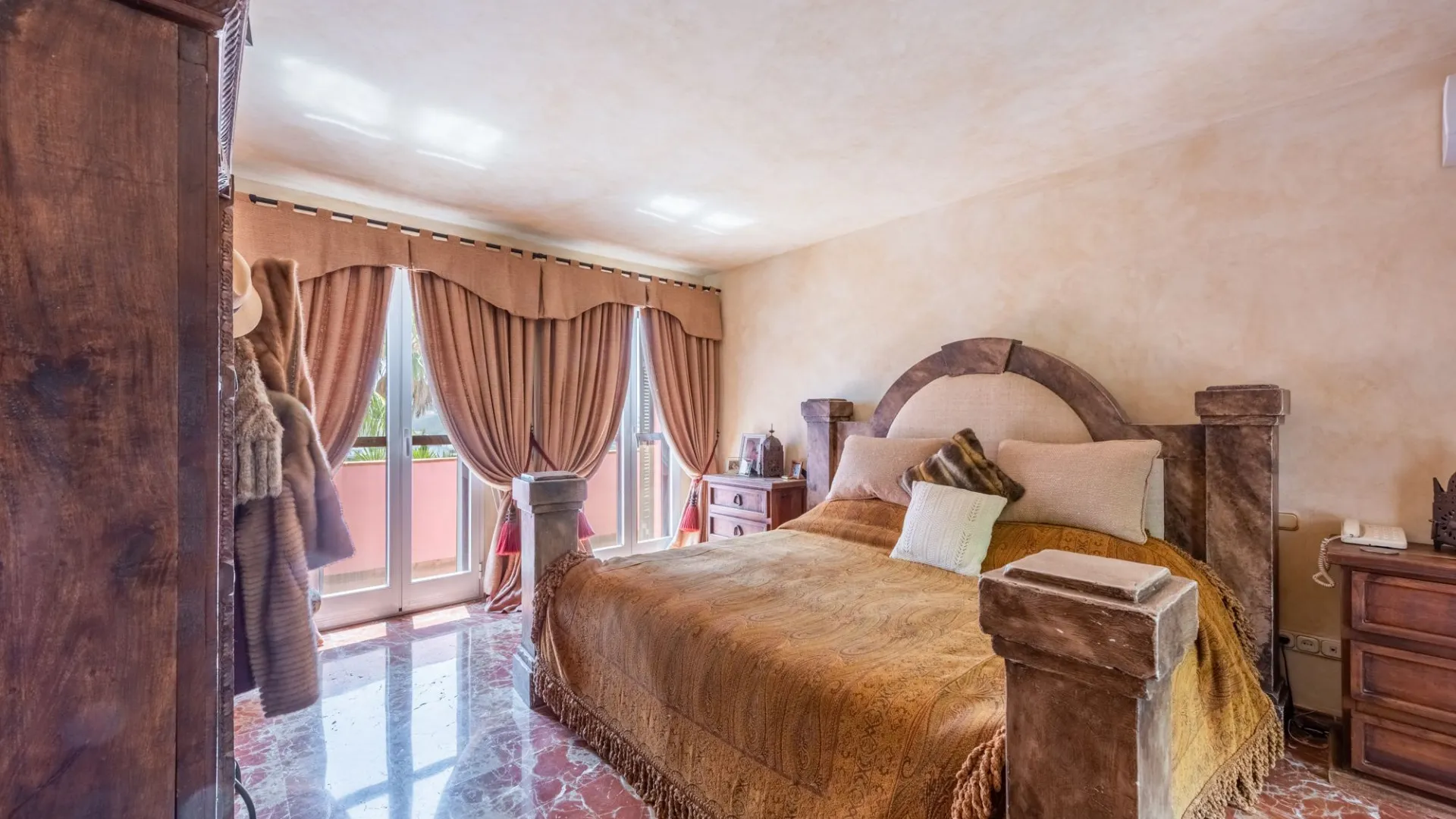 Villa en venta en Los Almendros