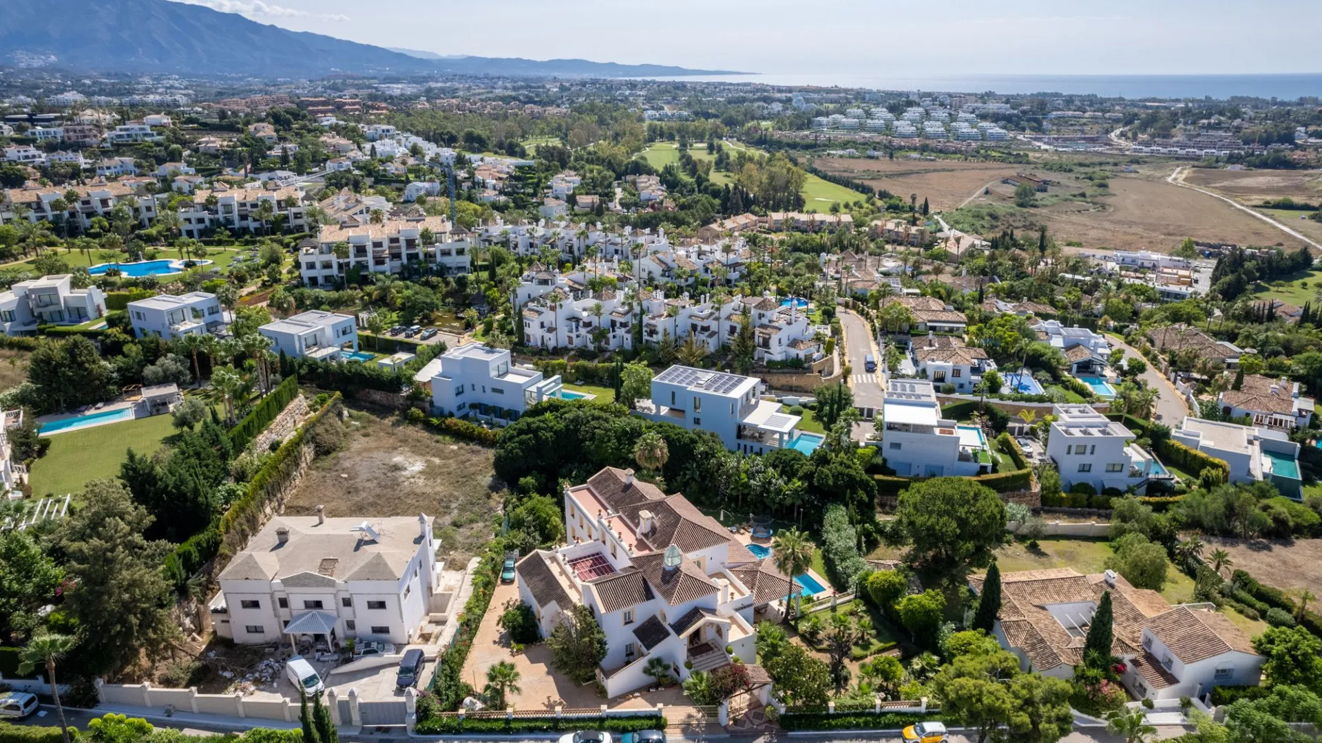 Paraiso Alto villa for sale