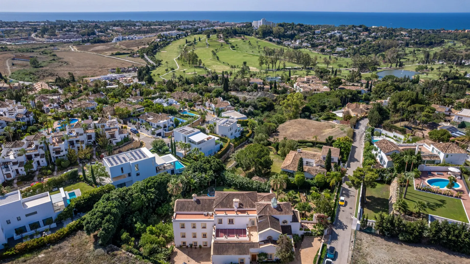 Paraiso Alto villa for sale