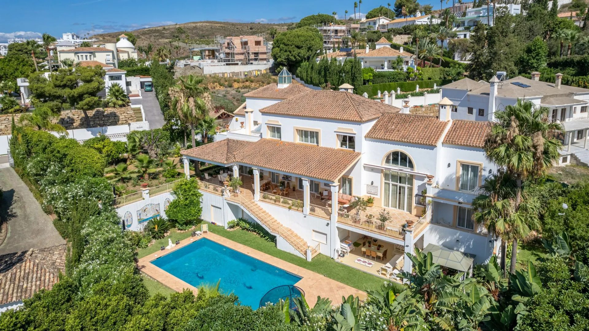 Paraiso Alto villa for sale