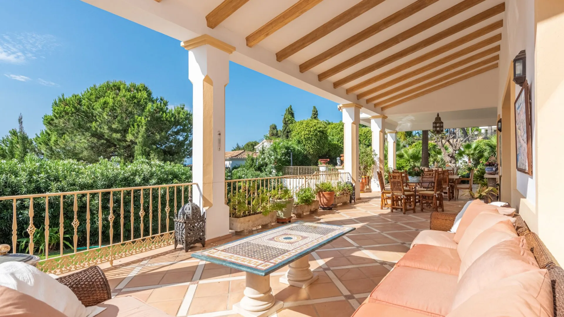 Paraiso Alto villa for sale