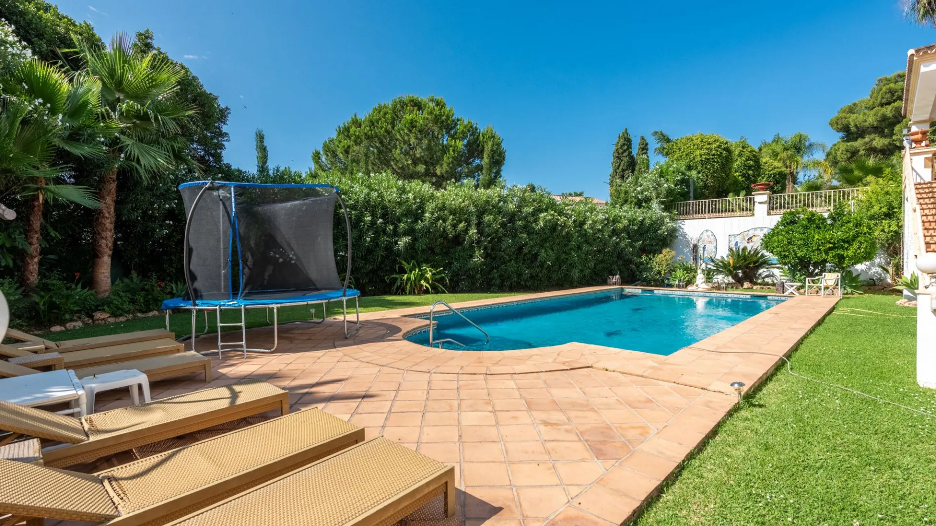 Paraiso Alto villa for sale