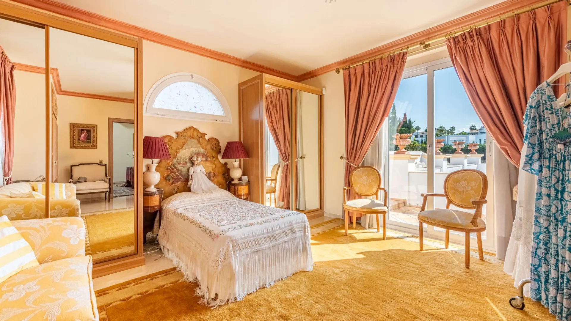 Paraiso Alto villa for sale