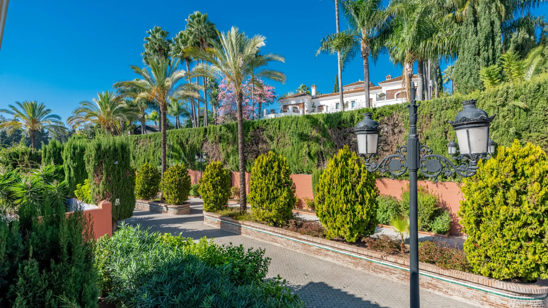 For sale Marbelah Pueblo town house