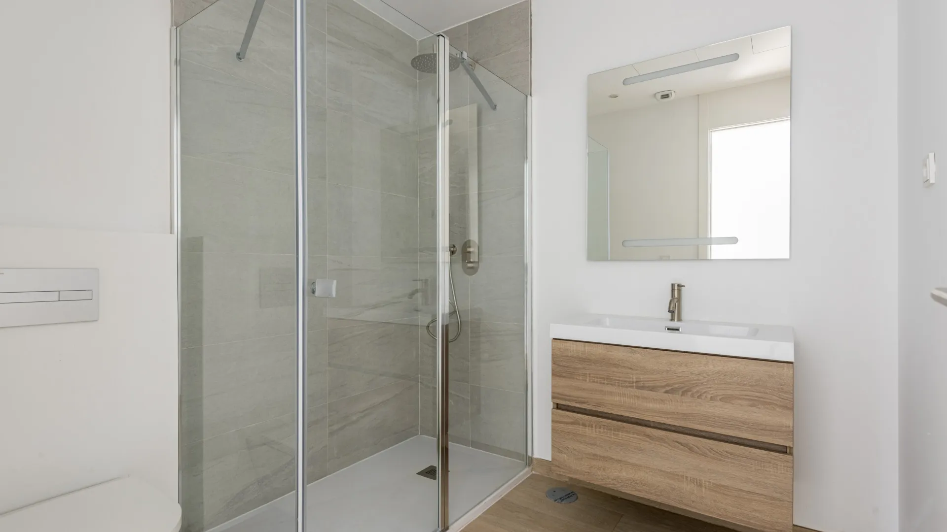 Comprar adosado con 6 dormitorios en Rio Real Golf