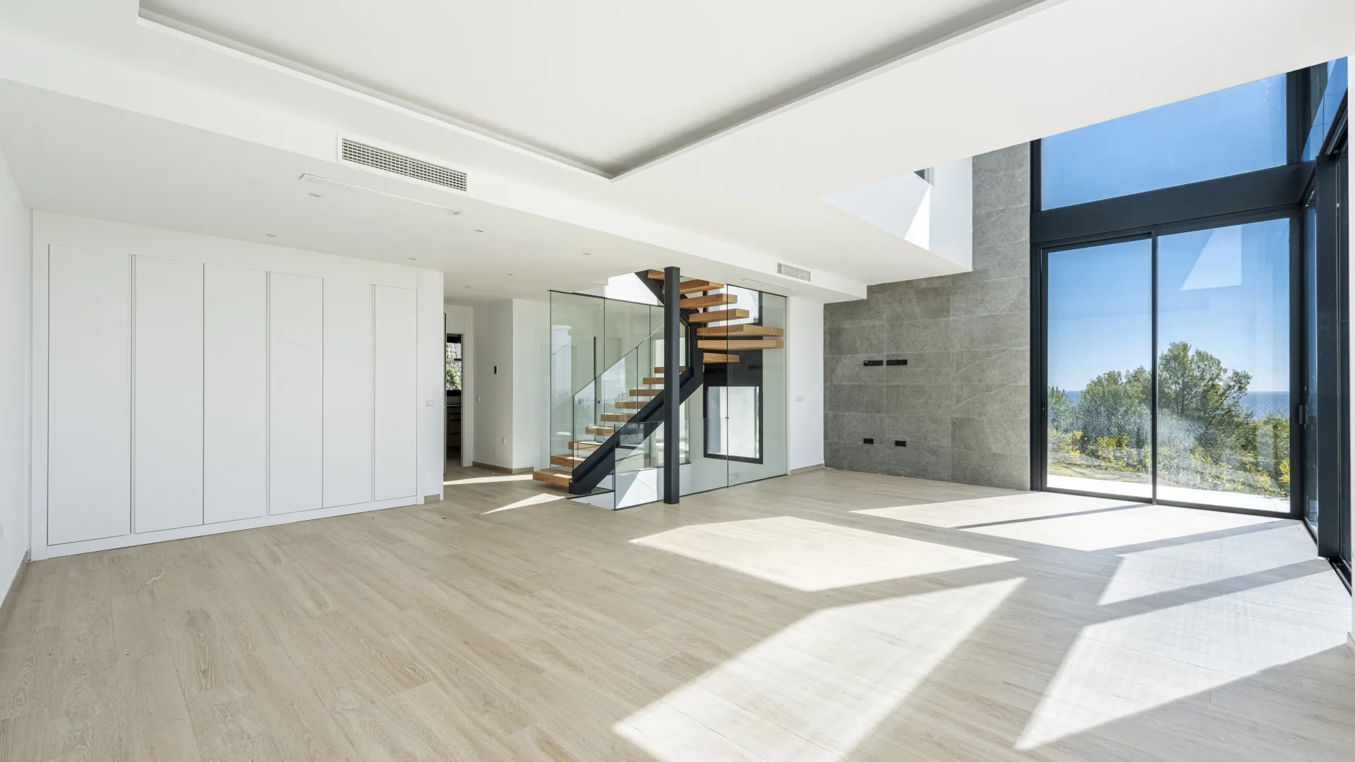 Comprar adosado con 6 dormitorios en Rio Real Golf