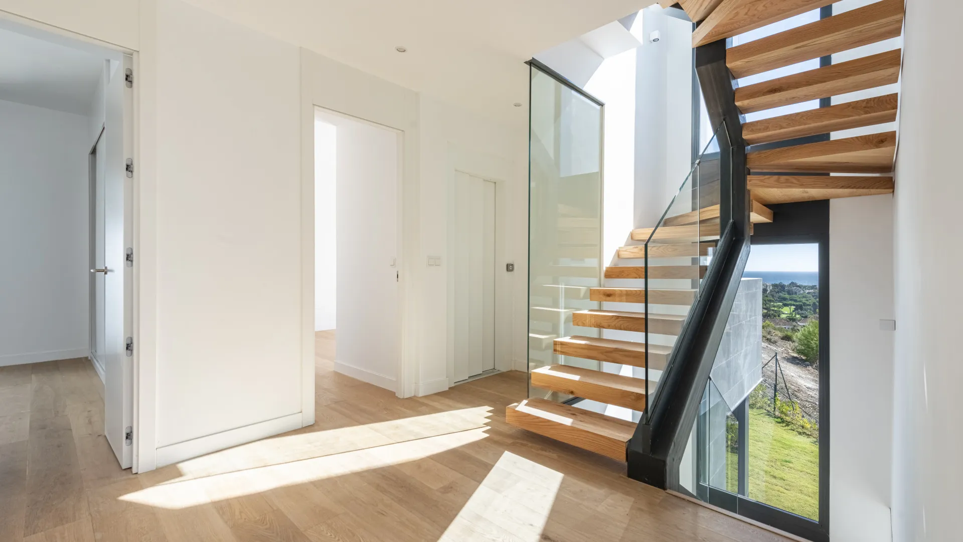 Comprar adosado con 6 dormitorios en Rio Real Golf