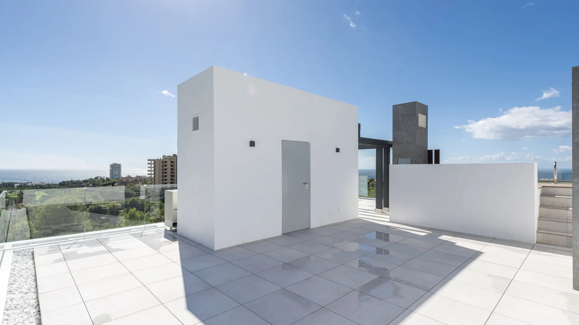 Comprar adosado con 6 dormitorios en Rio Real Golf