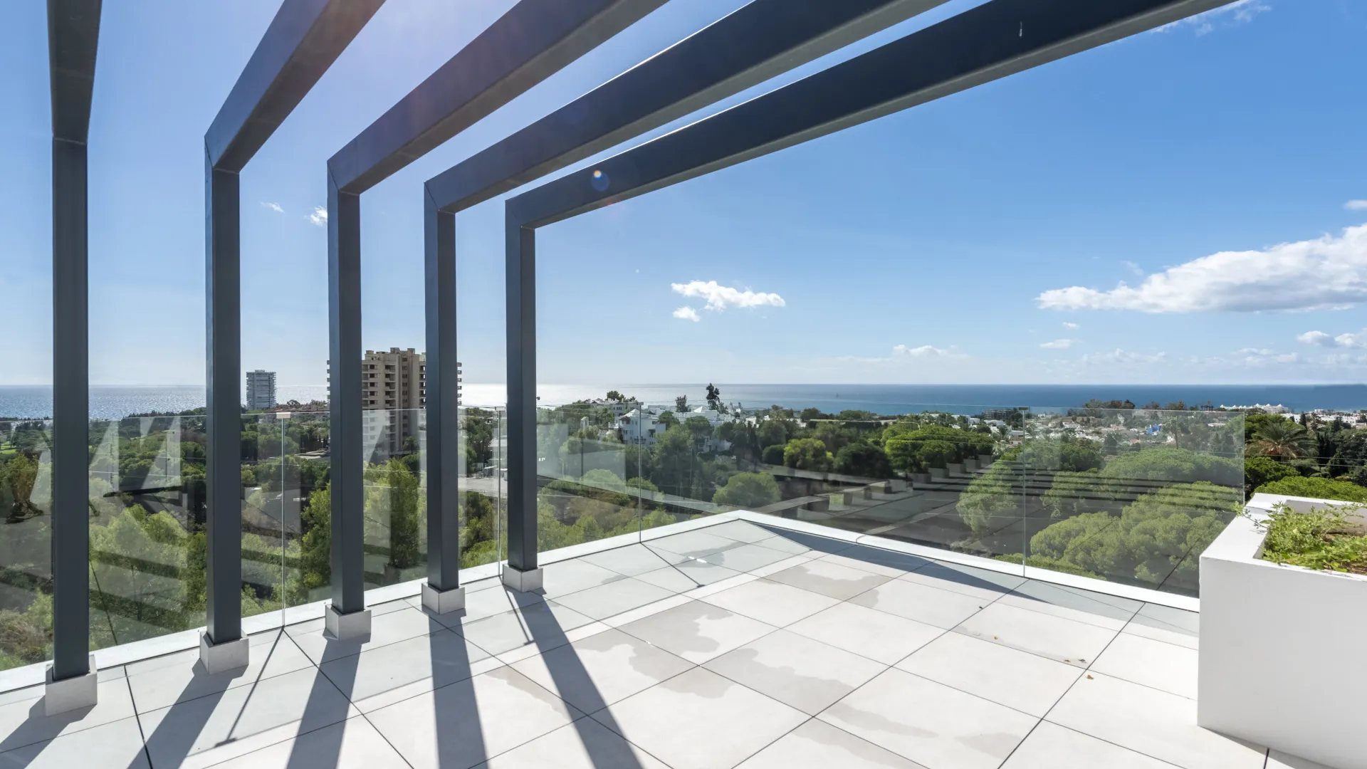 Comprar adosado con 6 dormitorios en Rio Real Golf