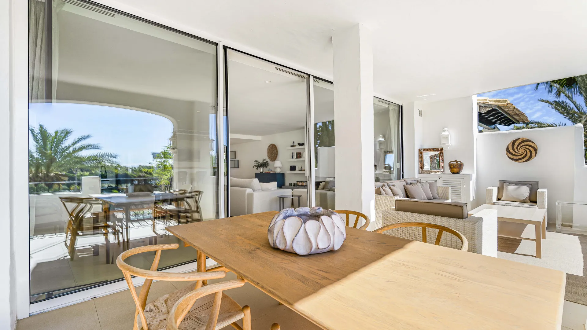 Atico duplex en venta con 3 dormitorios en Marina Puente Romano