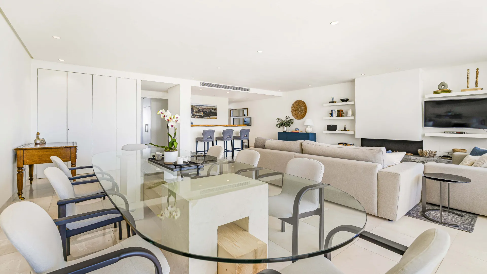 Atico duplex en venta con 3 dormitorios en Marina Puente Romano