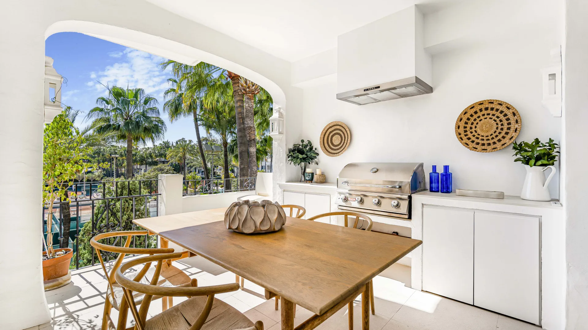 Atico duplex en venta con 3 dormitorios en Marina Puente Romano