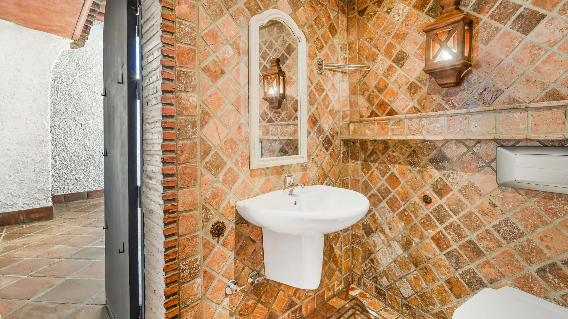 Comprar villa de 4 dormitorios en Costabella