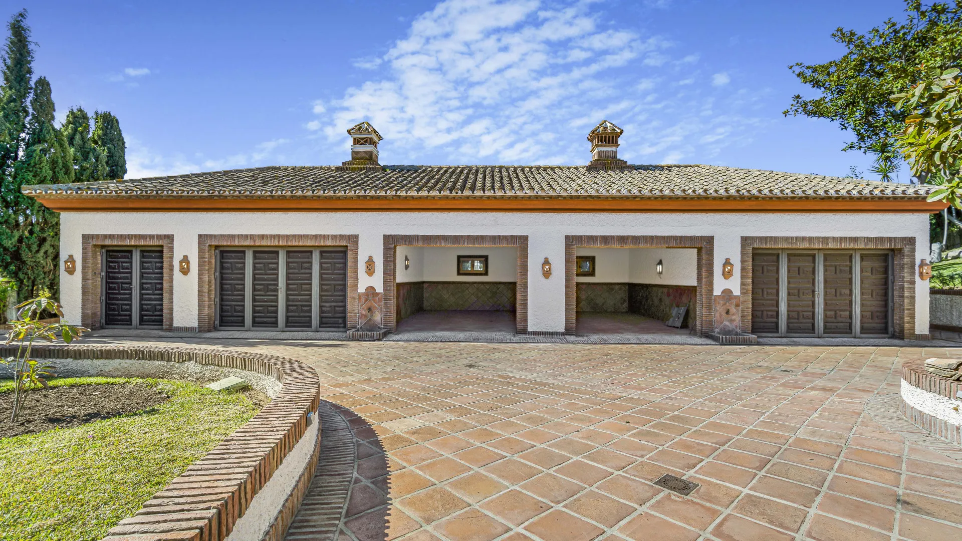 Comprar villa de 4 dormitorios en Costabella