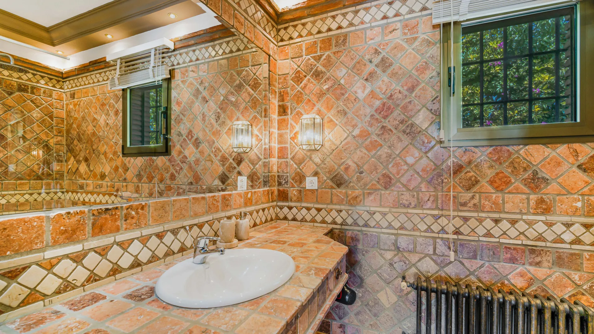 Comprar villa de 4 dormitorios en Costabella