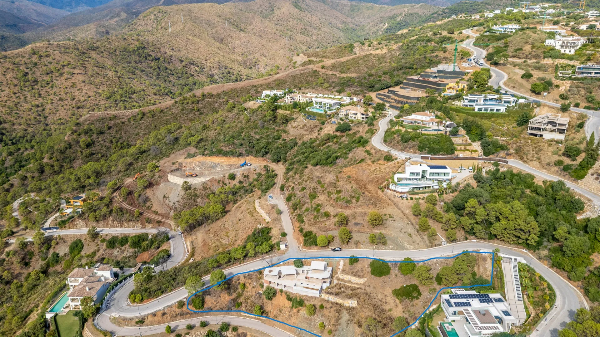 Plot in Monte Mayor for sale