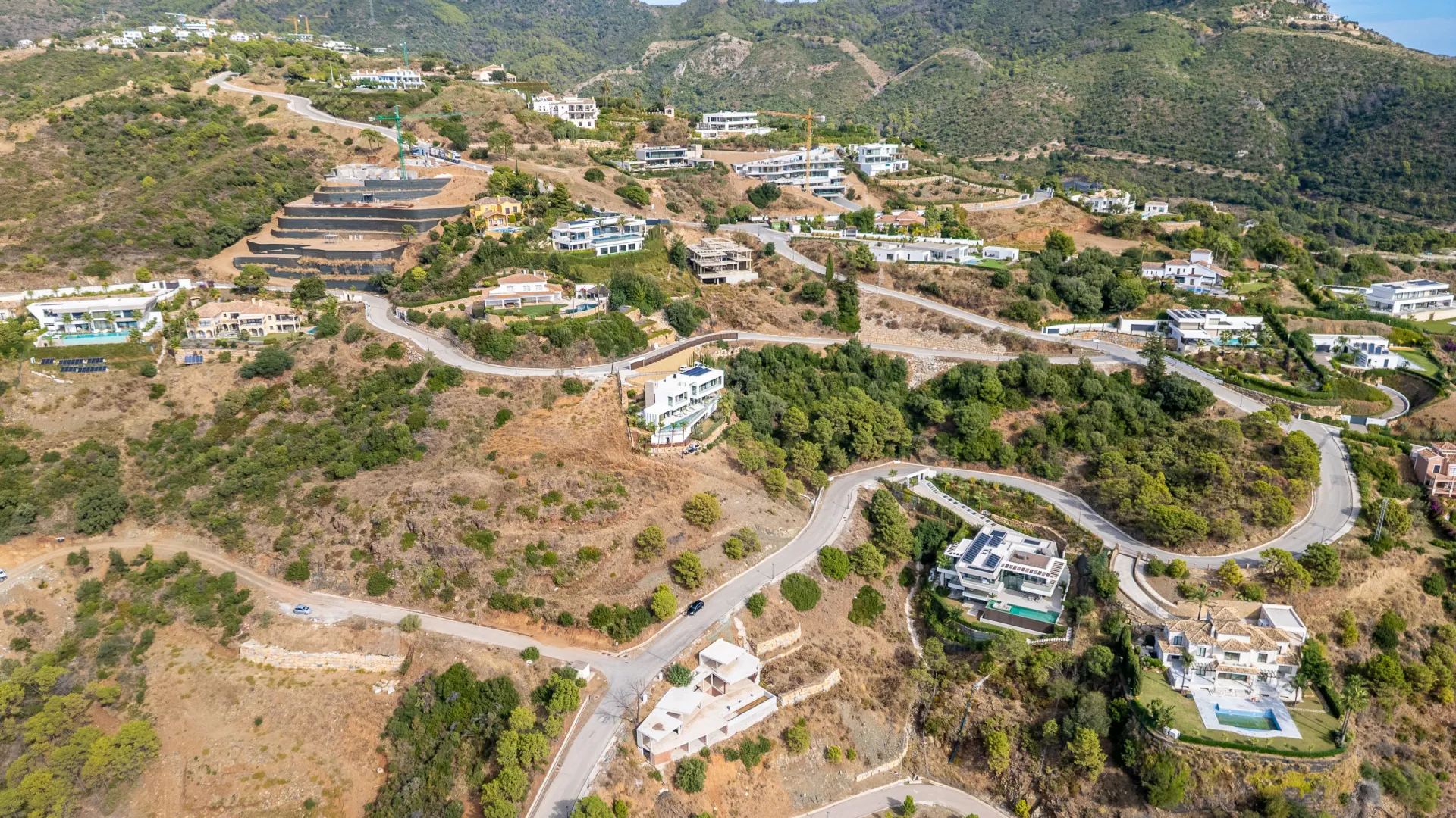 Plot in Monte Mayor for sale