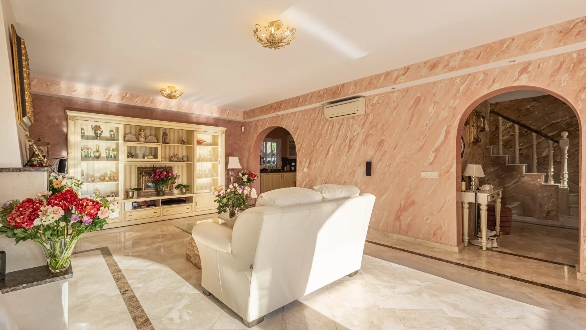 For sale 4 bedrooms villa in Carib Playa