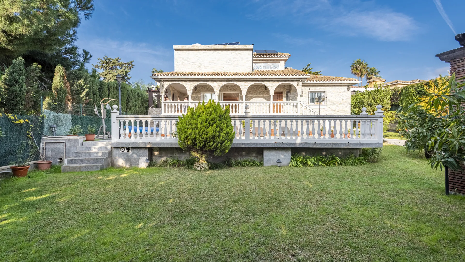 For sale 4 bedrooms villa in Carib Playa