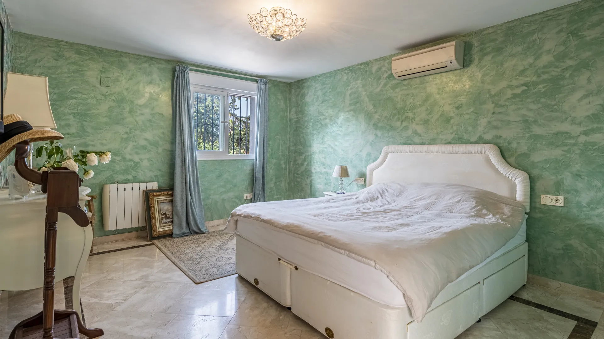 For sale 4 bedrooms villa in Carib Playa