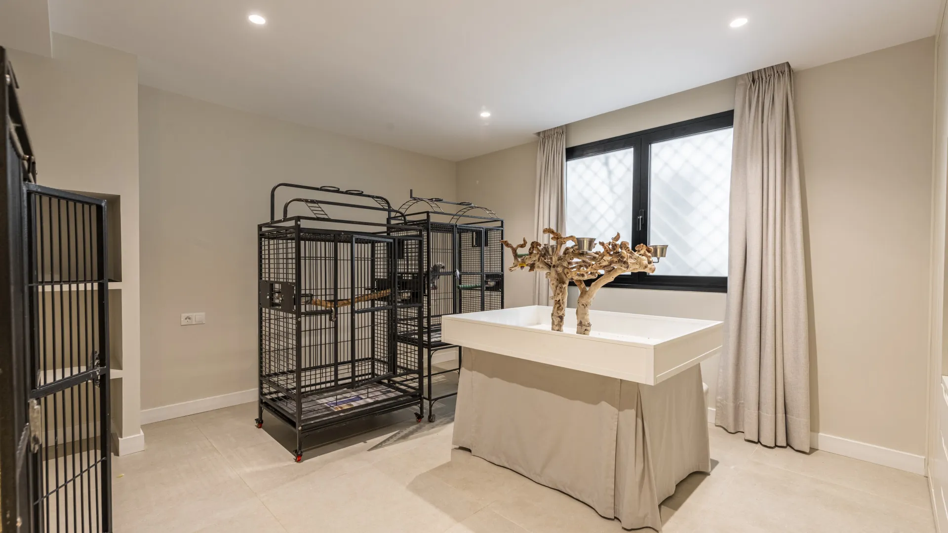 For sale Kings Hills apartment