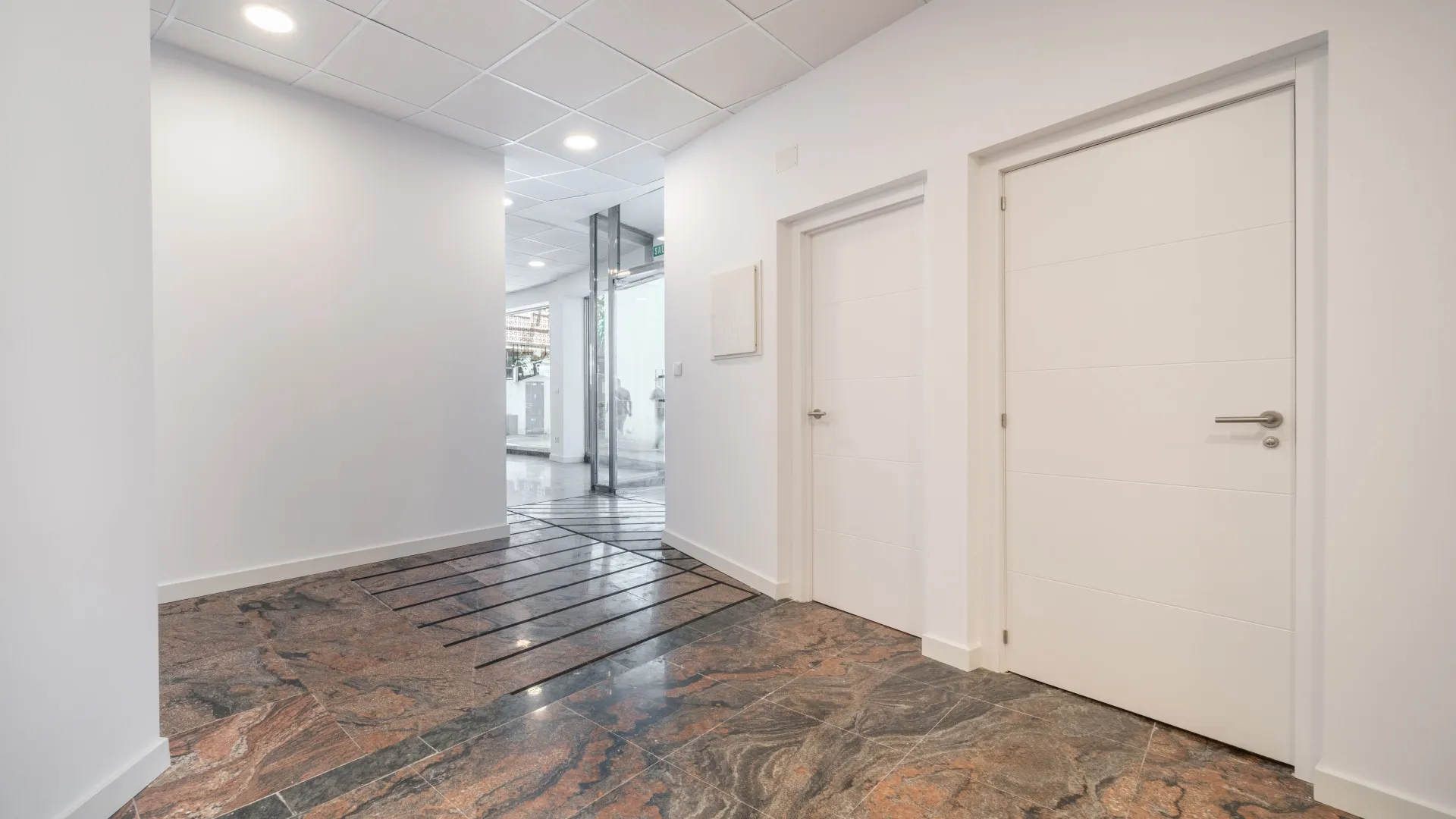 Marbella City commercial premises for sale