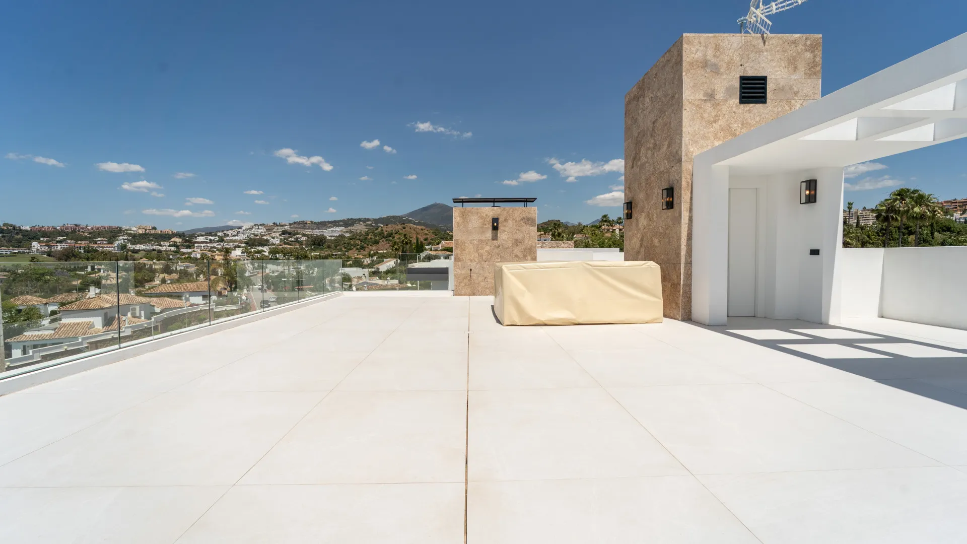 Villa en venta en Haza del Conde con 4 dormitorios