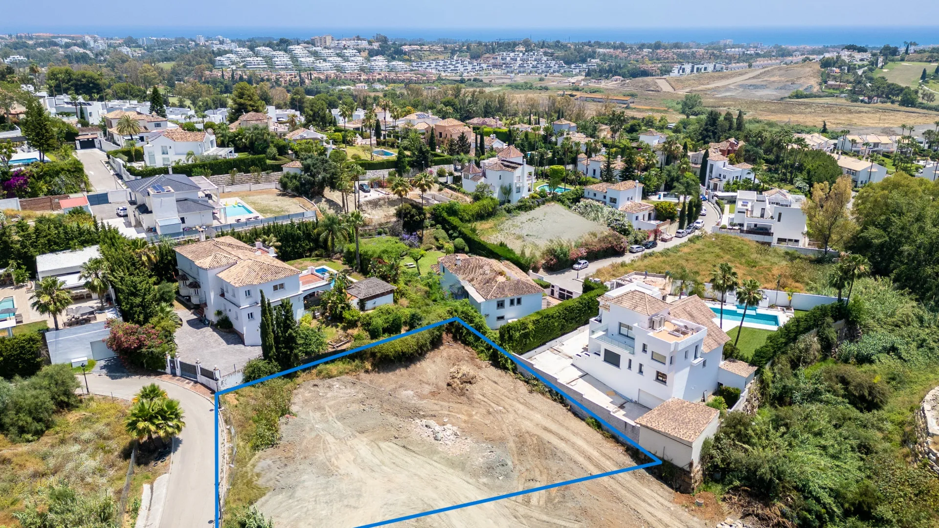 Plot for sale in El Paraiso
