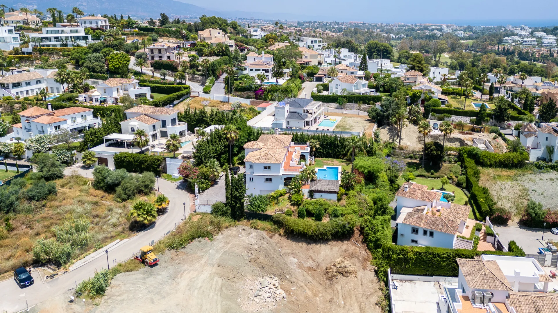 Plot for sale in El Paraiso