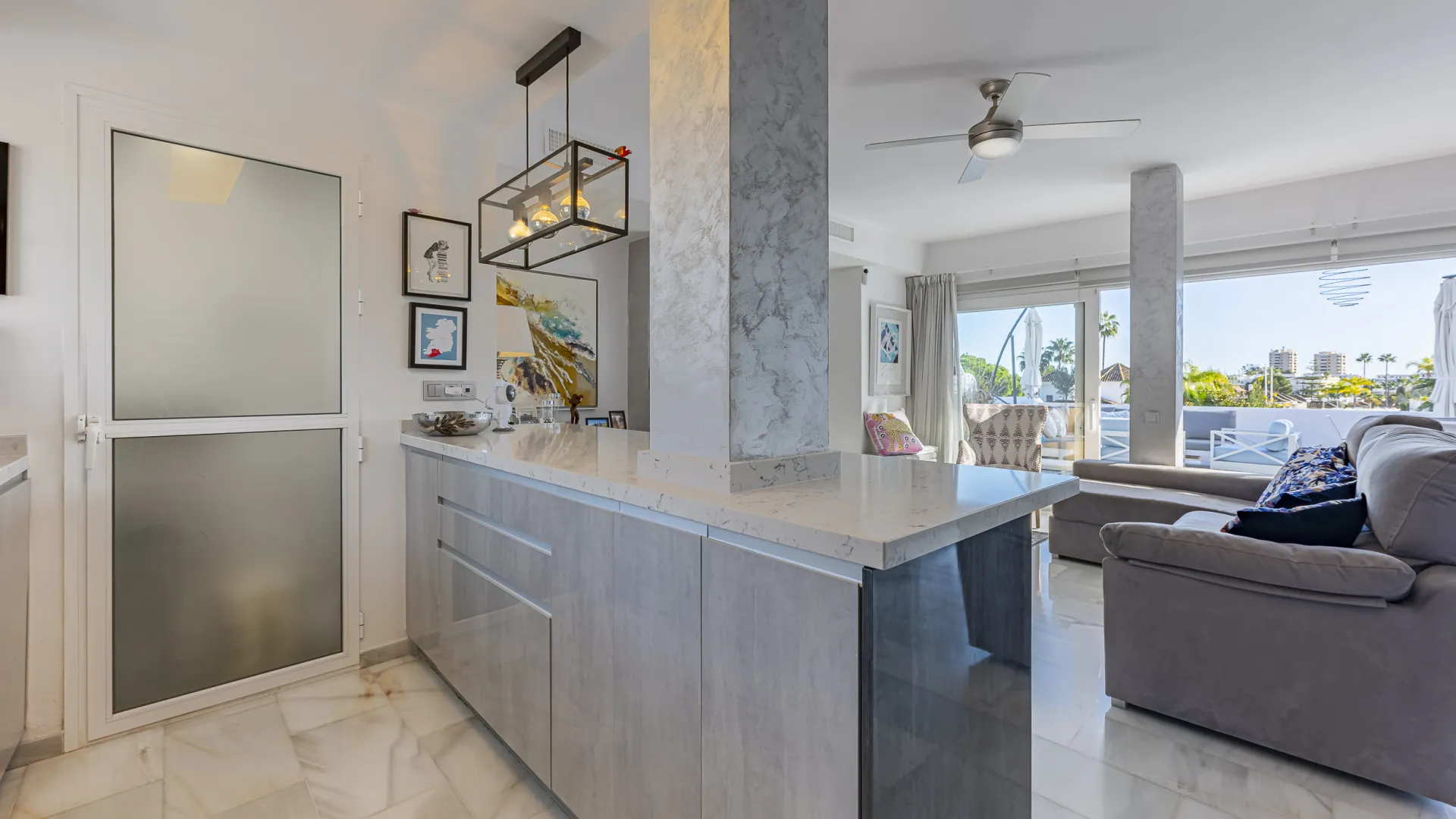 Buy town house with 3 bedrooms in Nueva Andalucia