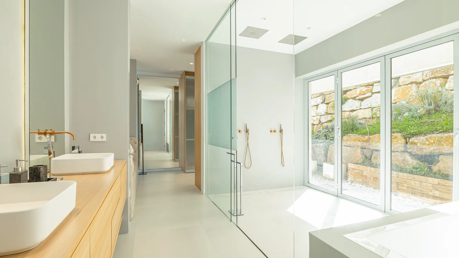 For sale 6 bedrooms villa in La Mairena