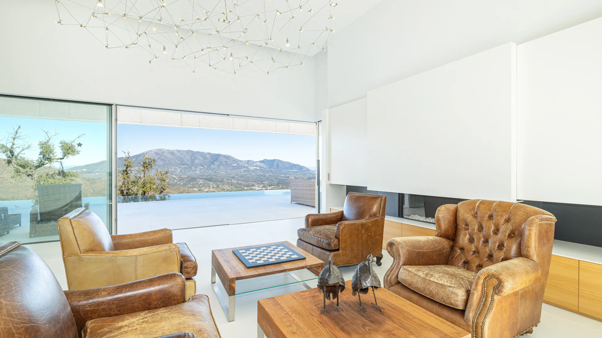 For sale 6 bedrooms villa in La Mairena