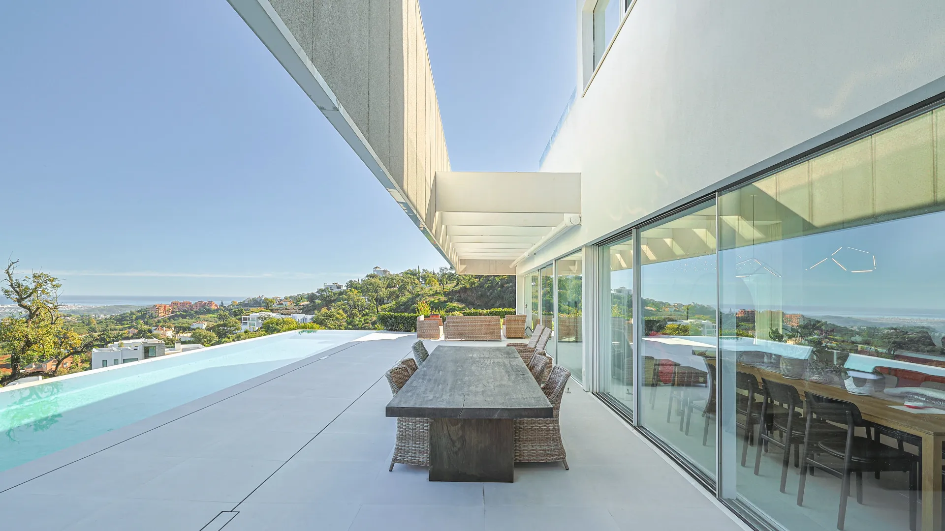 For sale 6 bedrooms villa in La Mairena