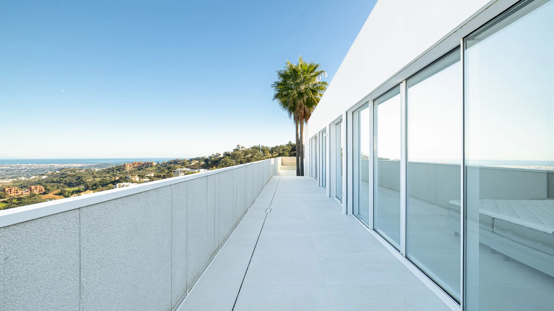 For sale 6 bedrooms villa in La Mairena