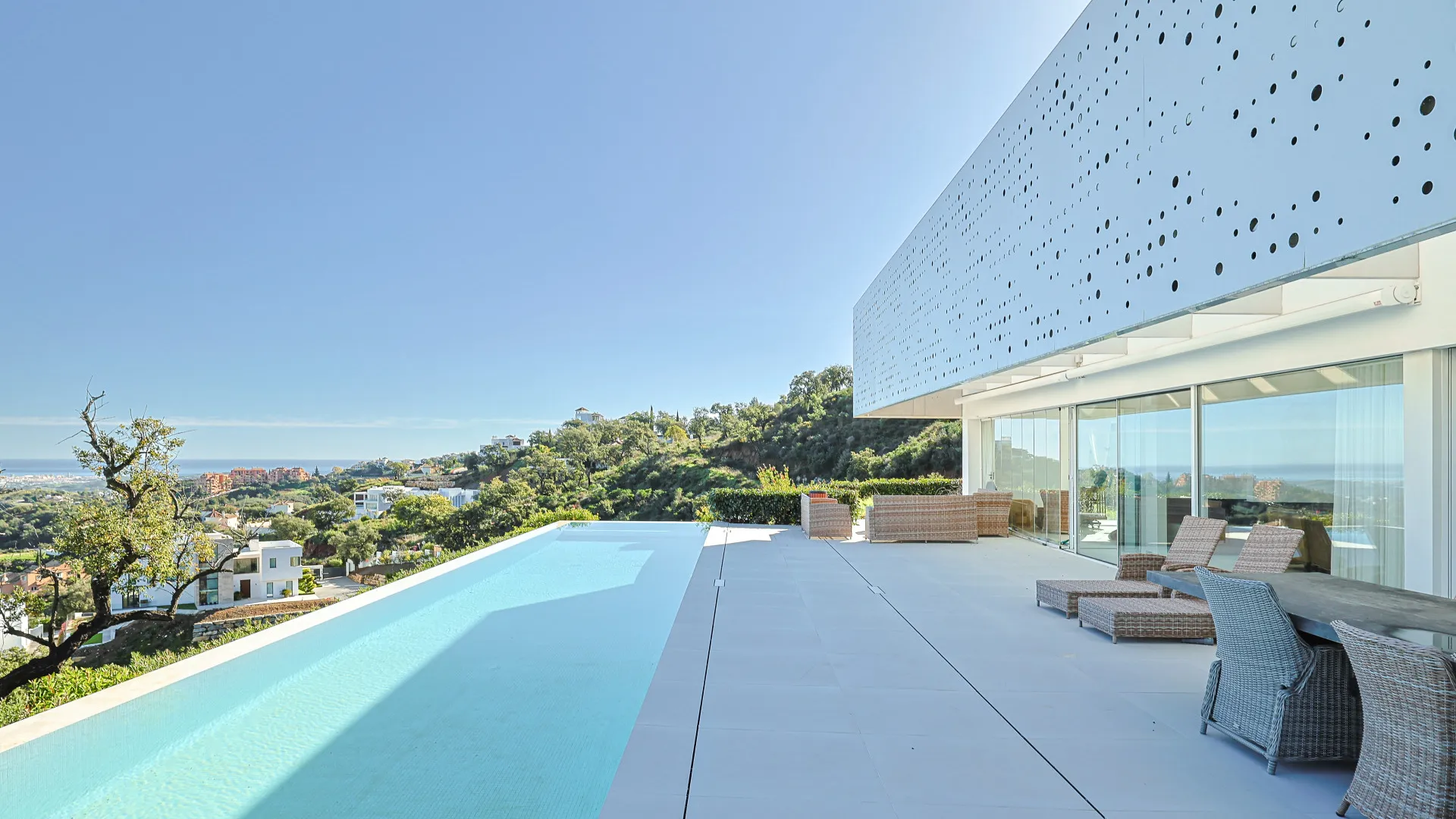 For sale 6 bedrooms villa in La Mairena