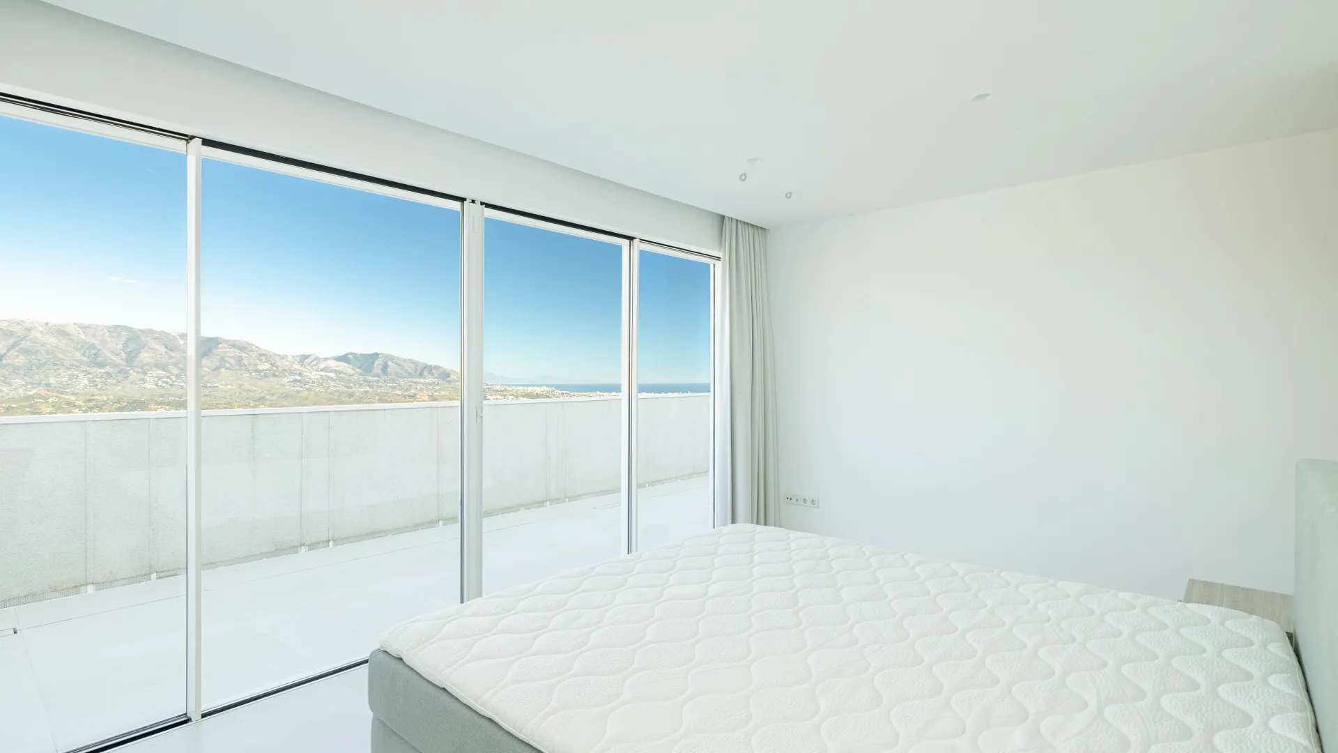 For sale 6 bedrooms villa in La Mairena