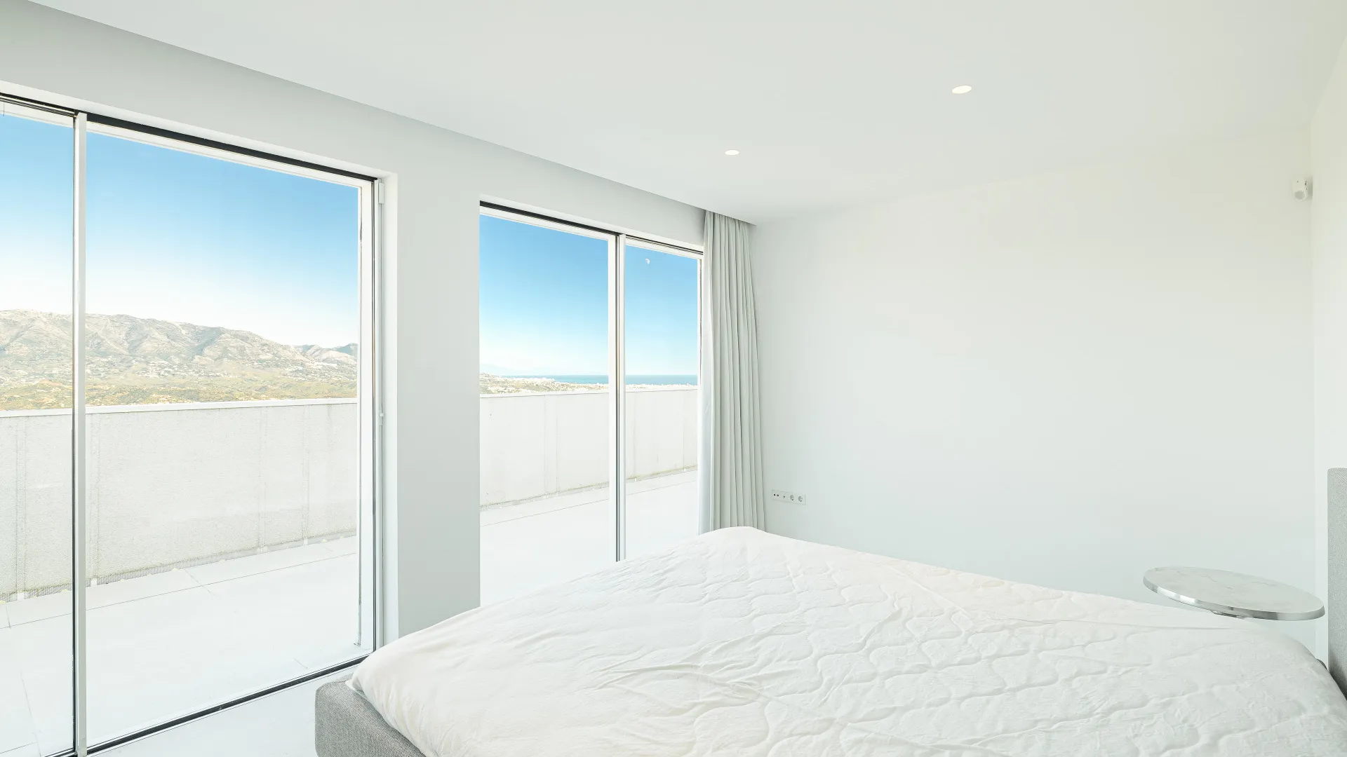 For sale 6 bedrooms villa in La Mairena