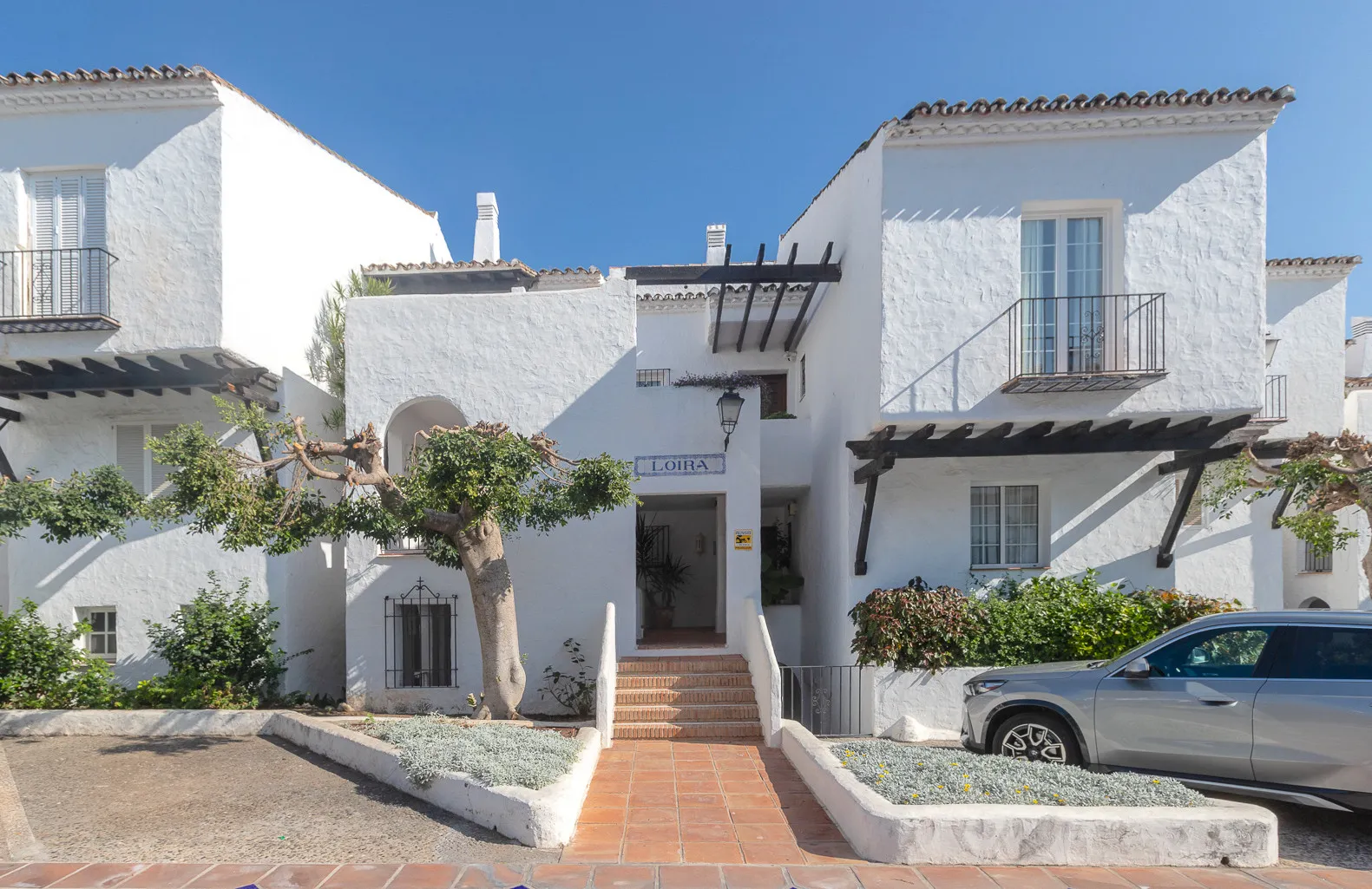 Ground floor apartment with 2 bedrooms for sale in Puente Romano II