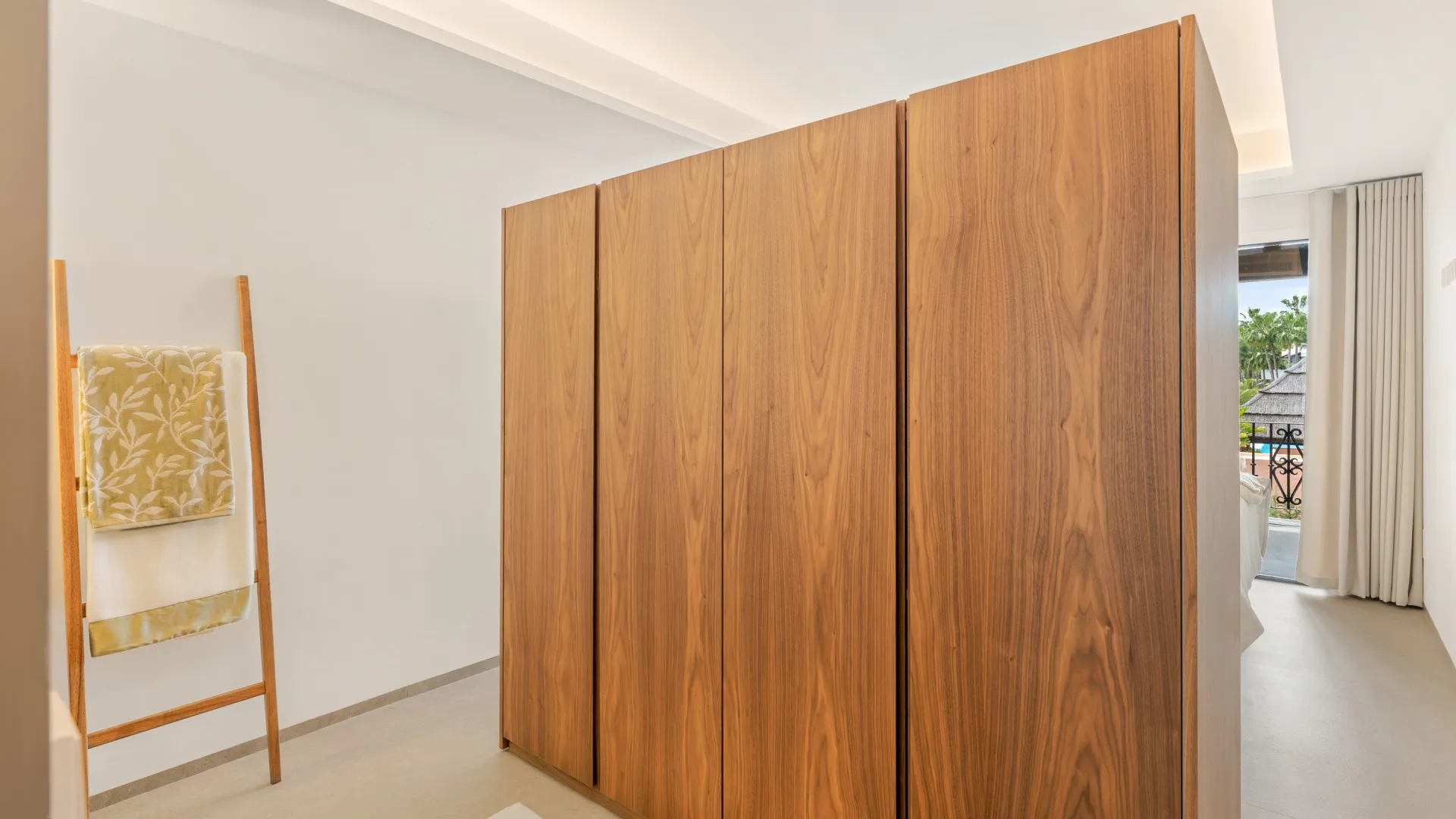 Marina Puente Romano, apartamento de 3 dormitorios en venta