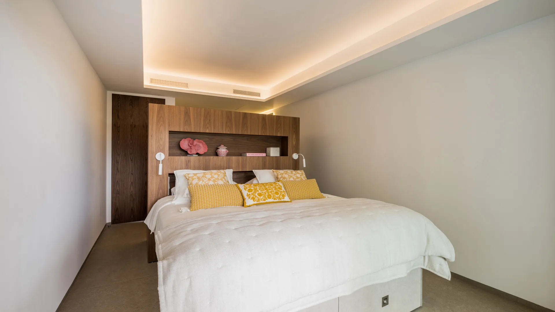 Marina Puente Romano, apartamento de 3 dormitorios en venta