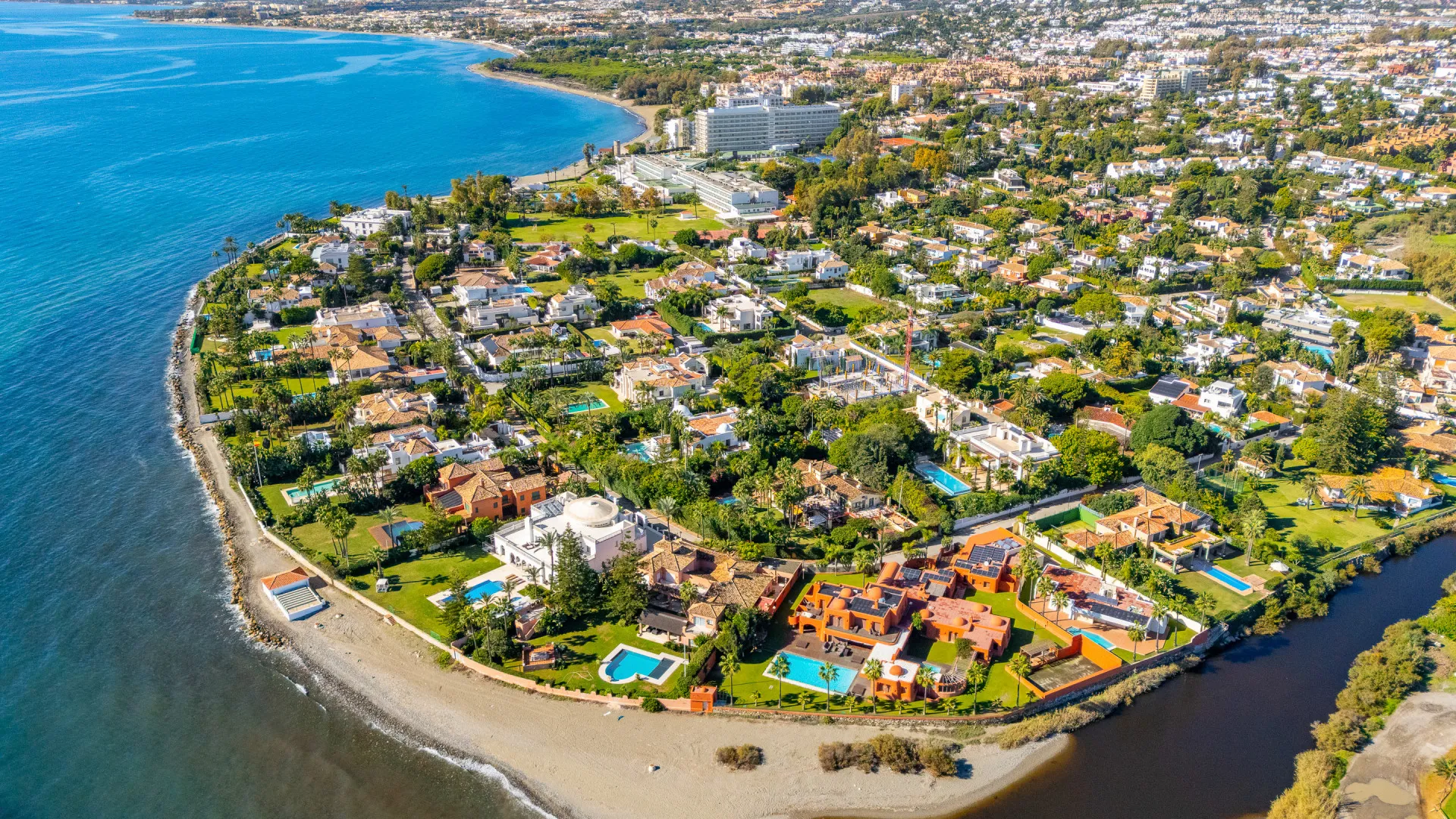 Villa with 7 bedrooms for sale in Casasola