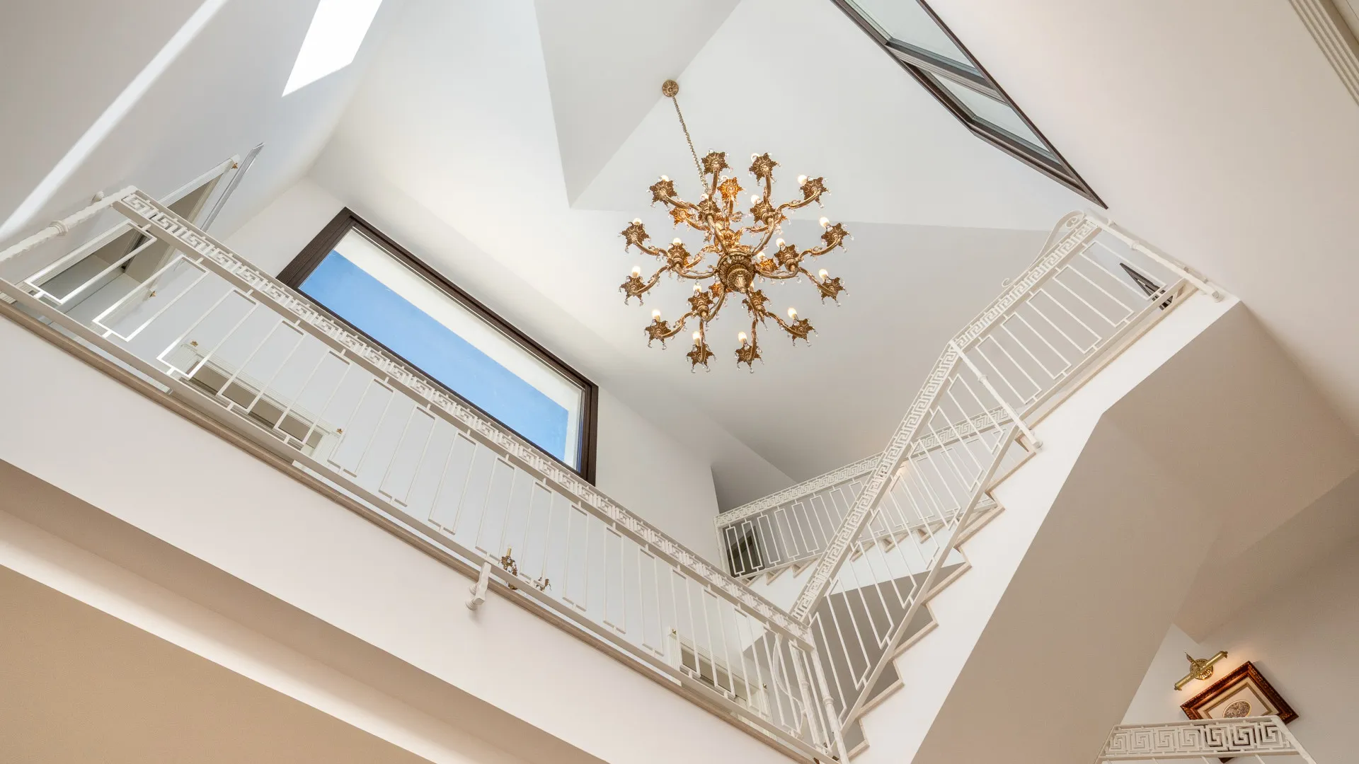 Villa with 7 bedrooms for sale in Casasola