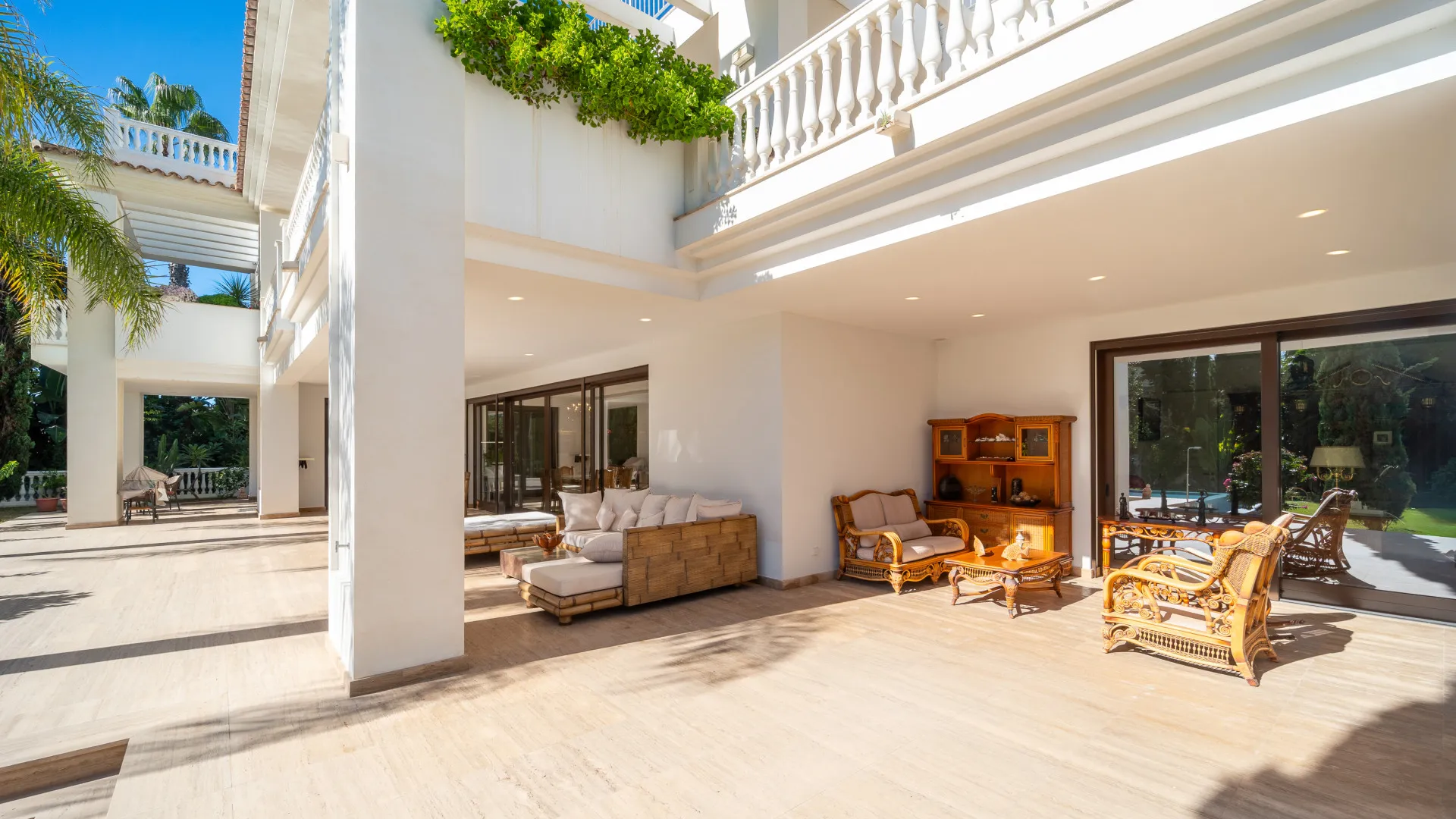 Villa with 7 bedrooms for sale in Casasola